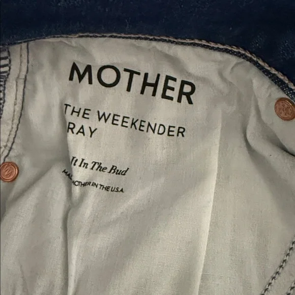 MOTHER The Weekender Fray Nip it in The Bud. Size 29x30